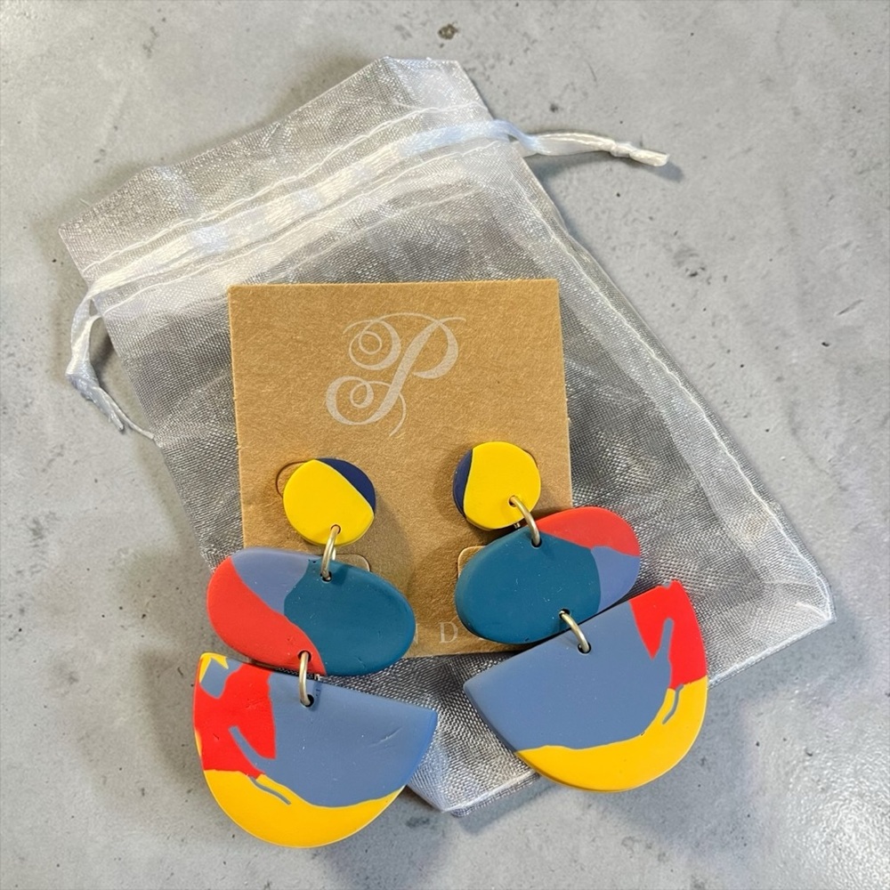 🍭5 for $20🍭 Plunder NIB Primary Earrings CC - Picture 1 of 7